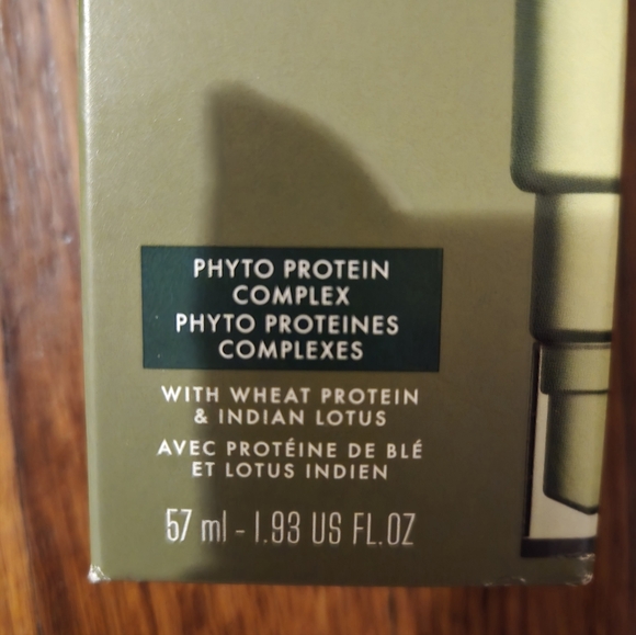 Nexxus City Shield Frizz Controller - Set of 2 - Picture 3 of 4